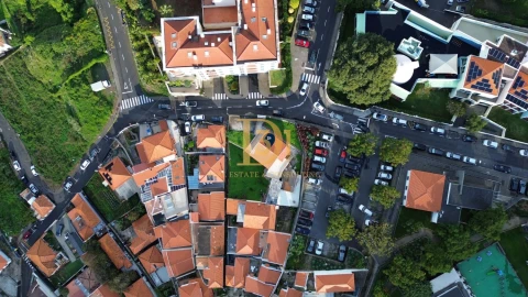 Moradia T3 para Venda em Funchal (São Pedro)