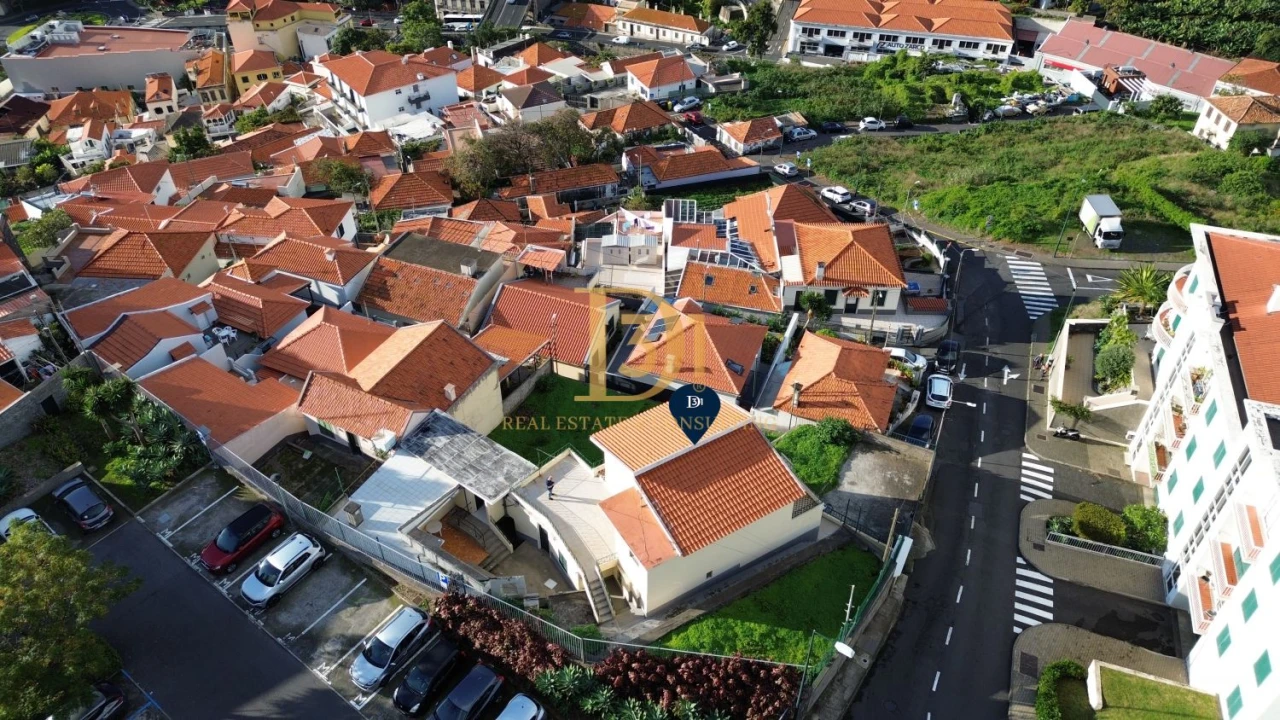 Moradia T3 para Venda em Funchal (São Pedro) Foto 32