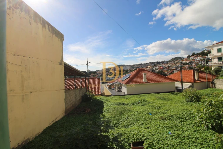 Moradia T3 para Venda em Funchal (São Pedro) Foto 4