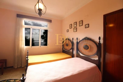 Moradia T4 para Venda em São Martinho