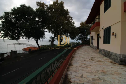 Moradia T4 para Venda em São Martinho