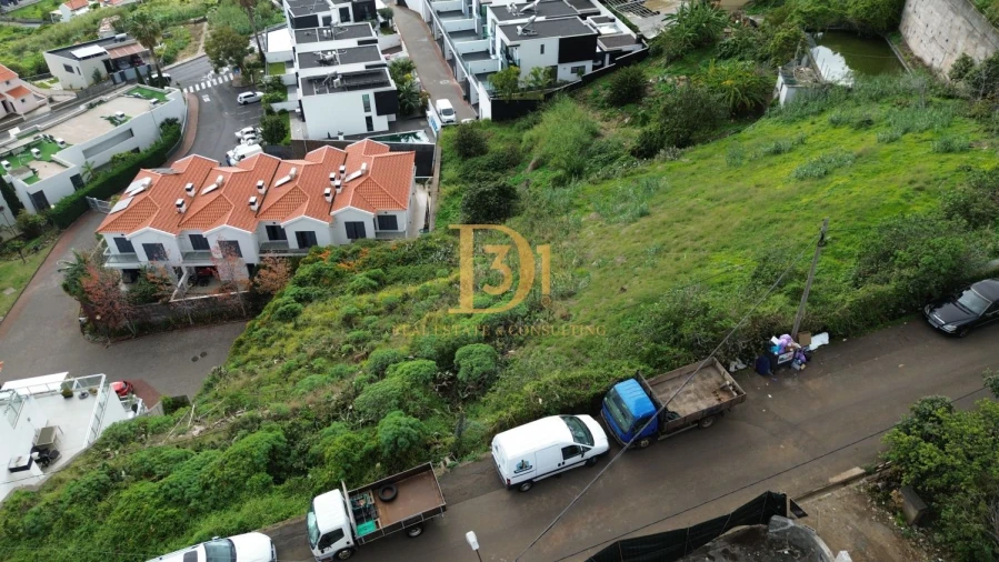 Terreno para Venda em Caniço Foto 5