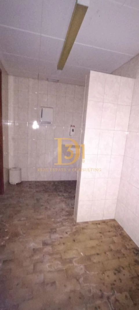 Loja para Venda em Ribeira Brava