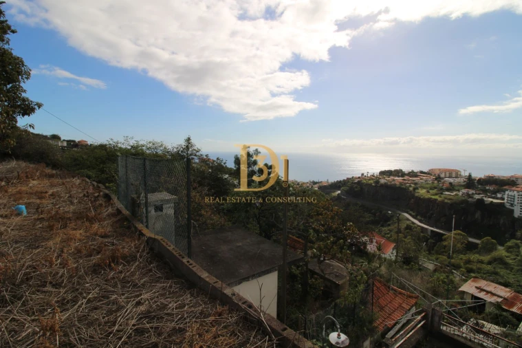 Moradia T3 para Venda em Caniço Foto 25