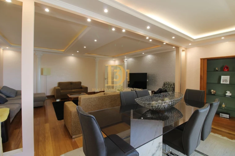 Apartamento T4 para Venda em São Martinho Foto 12