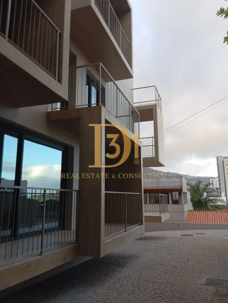 Apartamento T3 para Venda em São Martinho Foto 14