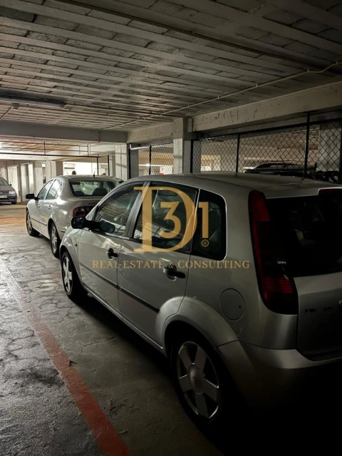 Garagem para Venda em Funchal (Santa Luzia)