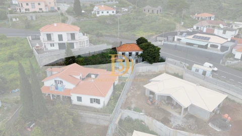 Terreno para Venda em Santa Cruz