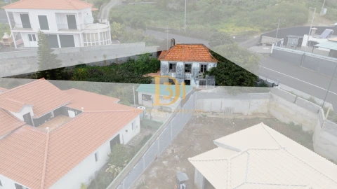 Terreno para Venda em Santa Cruz