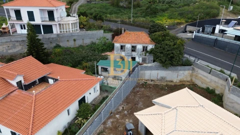 Terreno para Venda em Santa Cruz