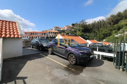 Moradia T3 para Venda em Funchal (Santa Maria Maior)