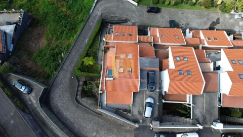 Moradia T3 para Venda em Funchal (Santa Maria Maior)