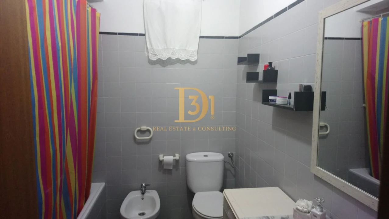 Moradia T3 para Venda em Funchal (Santa Maria Maior) Foto 24