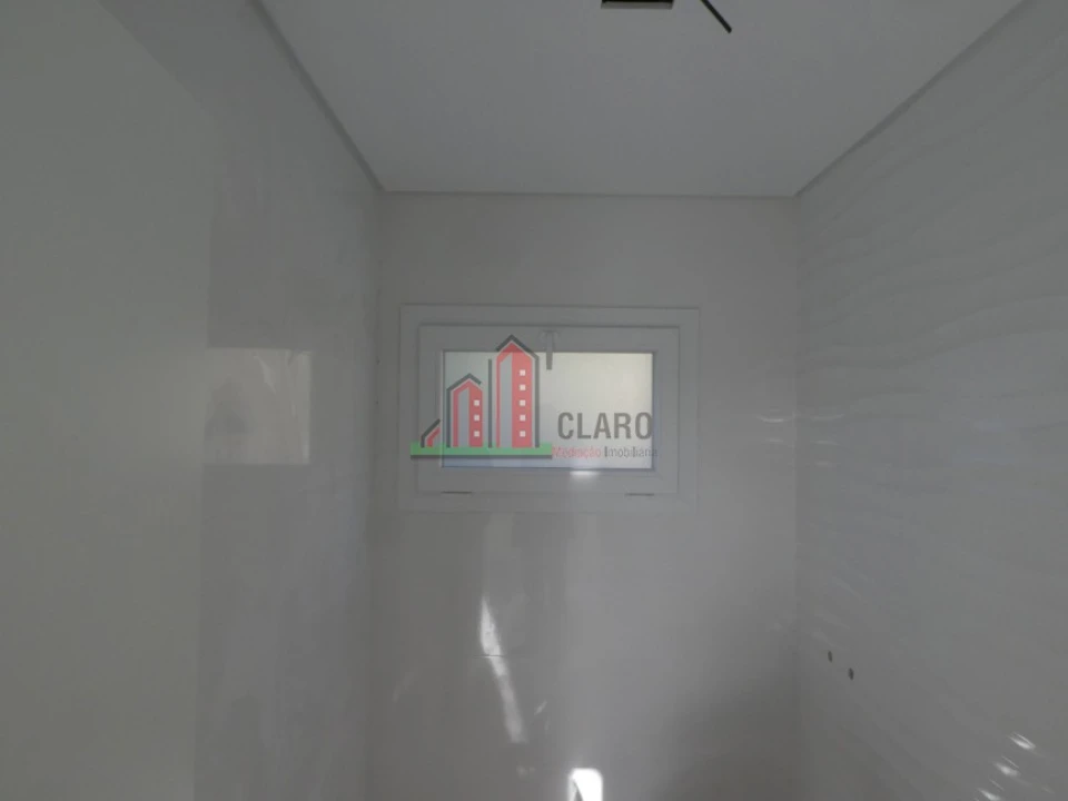 Moradia T5 para Venda em Antuzede e Vil de Matos Foto 25