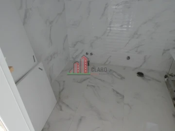 Moradia T5 para Venda em Antuzede e Vil de Matos