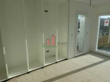Moradia T5 para Venda em Antuzede e Vil de Matos