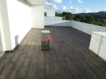 Moradia T5 para Venda em Antuzede e Vil de Matos