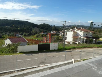 Moradia T5 para Venda em Antuzede e Vil de Matos