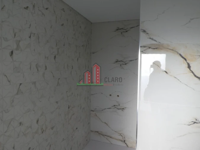 Moradia T5 para Venda em Antuzede e Vil de Matos Foto 24