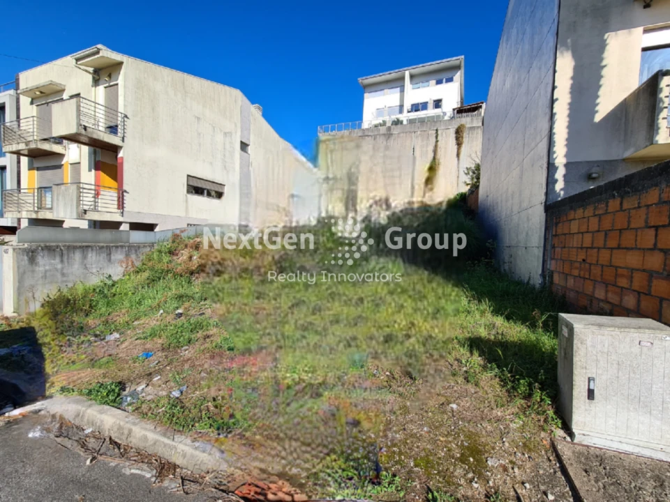Terreno para Venda em Rio Tinto Foto 1
