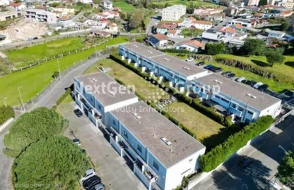 Moradia T3 para Venda em Castêlo da Maia