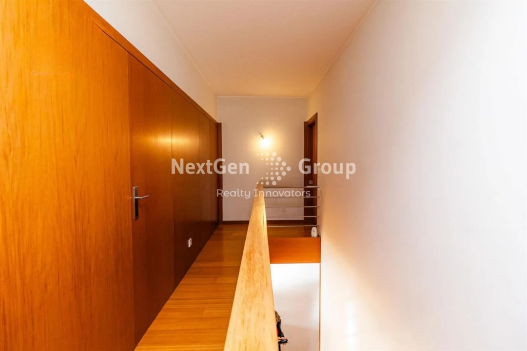 Moradia T3 para Venda em Castêlo da Maia Foto 11