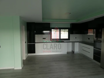 Moradia T6 para Venda em Alvorge