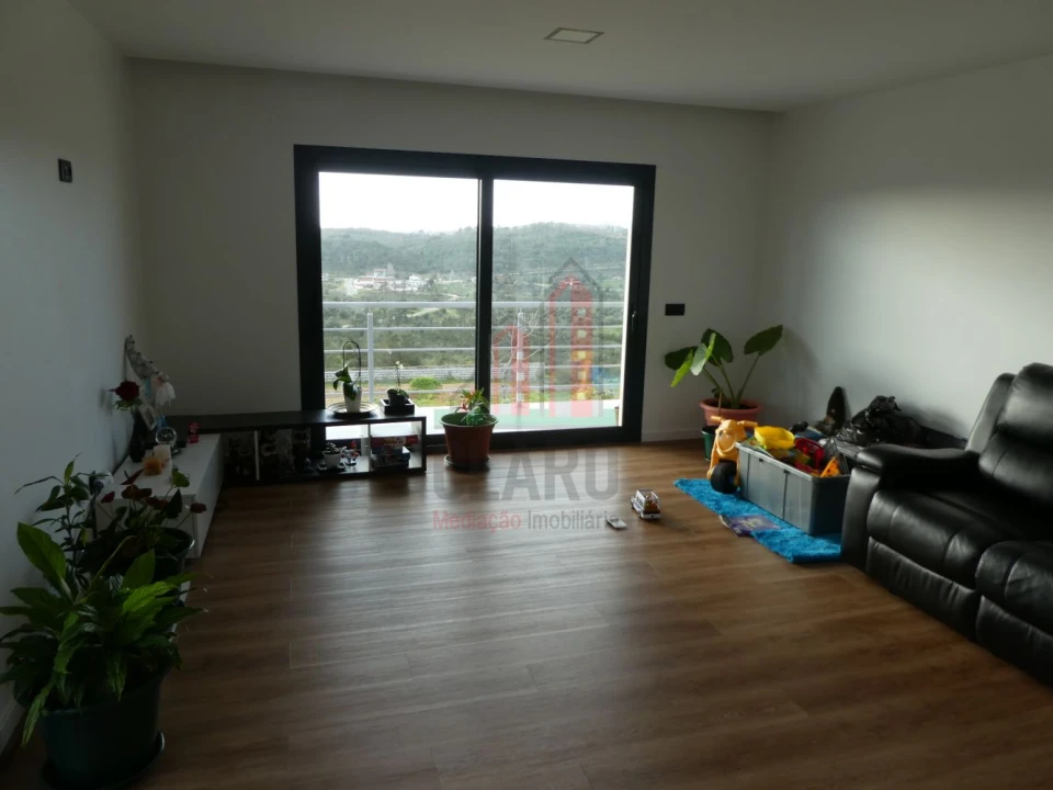 Moradia T6 para Venda em Alvorge Foto 20