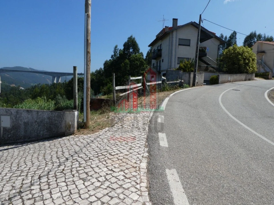 Terreno para Venda em Ceira Foto 14