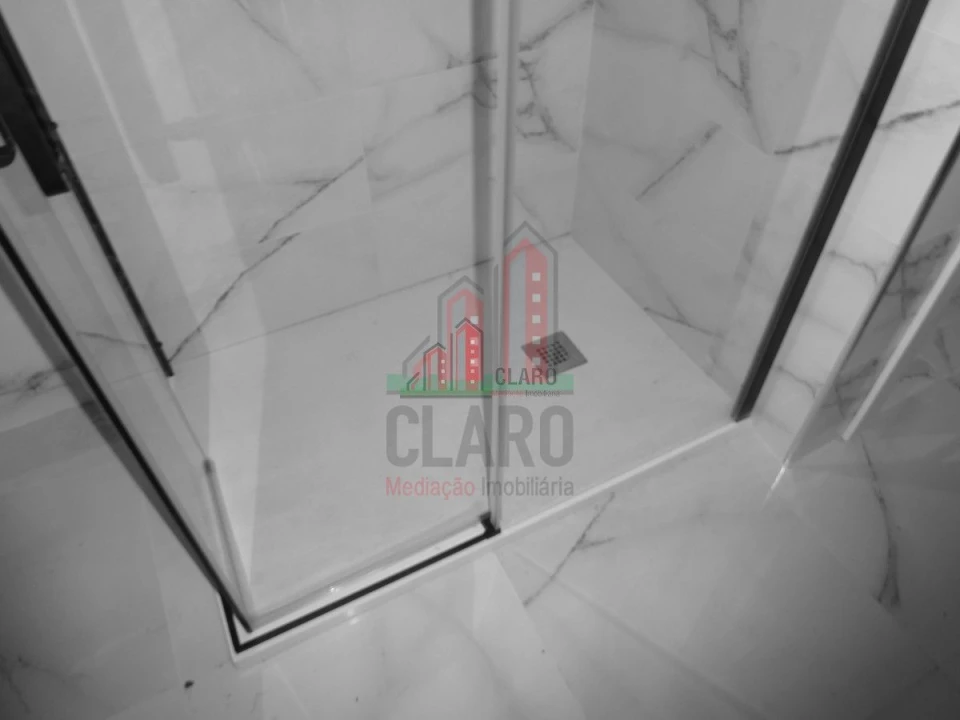 Moradia T3 para Venda em Arazede Foto 31