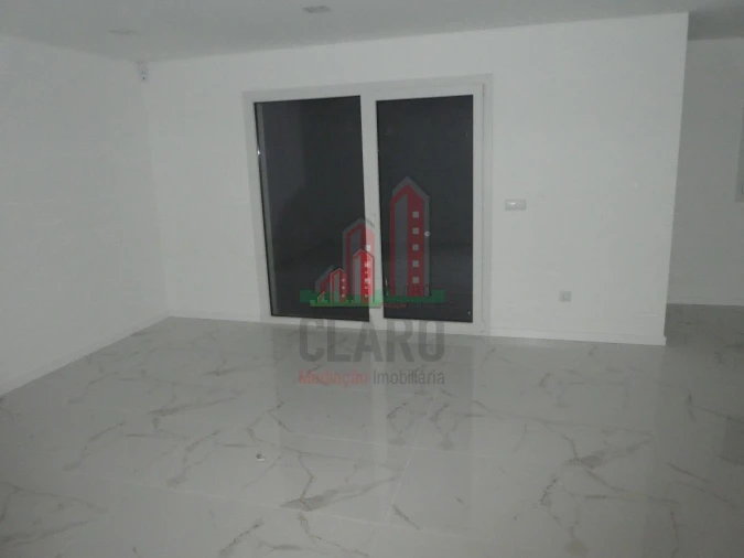 Moradia T3 para Venda em Arazede Foto 15