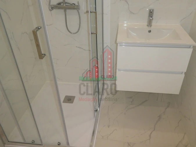 Apartamento T2 para Venda em Eiras e São Paulo de Frades Foto 18