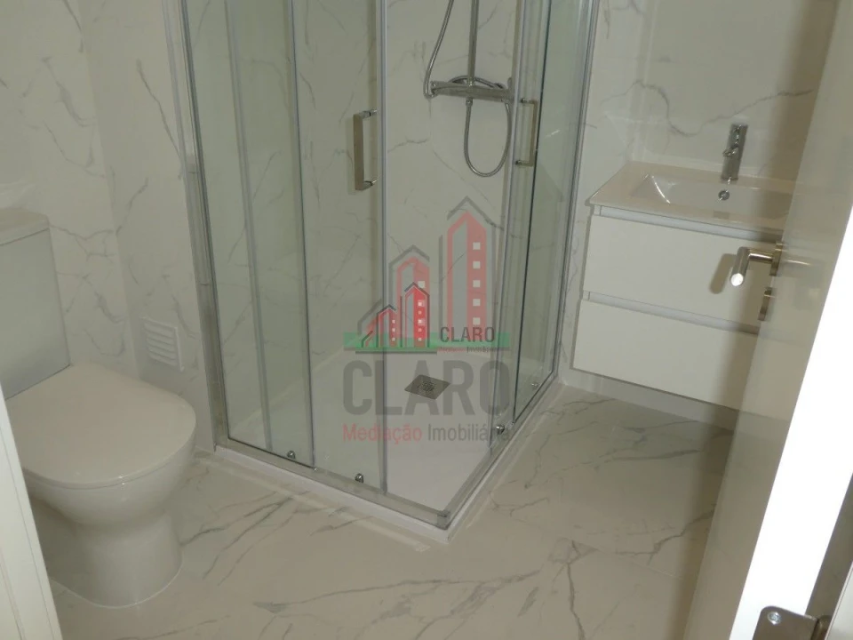 Apartamento T2 para Venda em Eiras e São Paulo de Frades Foto 16