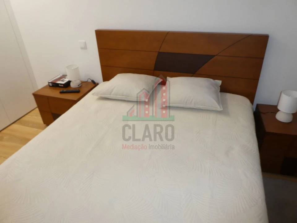 Apartamento T2 para Venda em Santo Antonio dos Olivais Foto 8