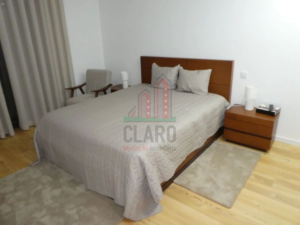 Apartamento T2 para Venda em Santo Antonio dos Olivais Foto 9