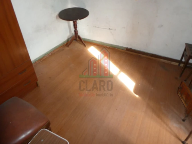 Moradia T7 para Venda em Zambujal Foto 9