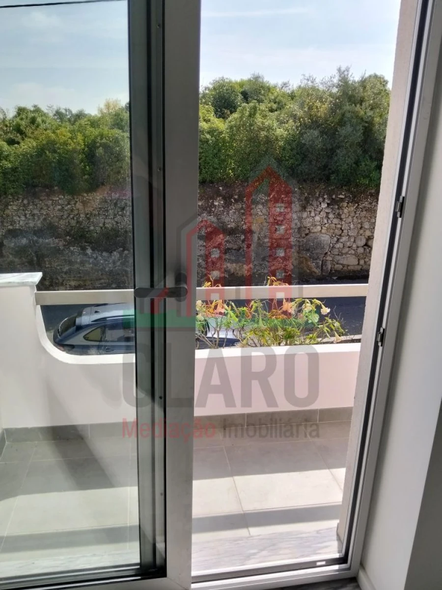 Apartamento T3 para Venda em Santa Clara e Castelo Viegas Foto 23
