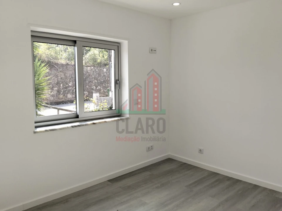 Apartamento T3 para Venda em Santa Clara e Castelo Viegas Foto 21