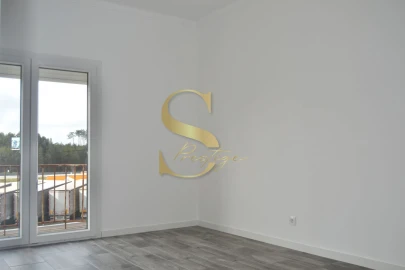 Apartamento T3 para Venda em Meirinhas