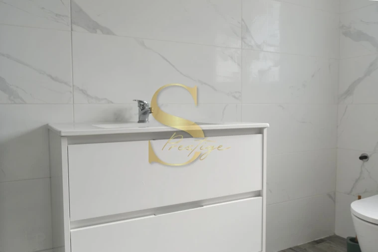 Apartamento T3 para Venda em Meirinhas Foto 11