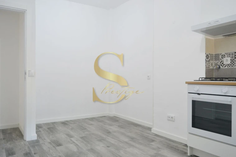 Apartamento T3 para Venda em Meirinhas Foto 17