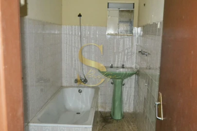 Moradia T5 para Venda em Chão de Couce