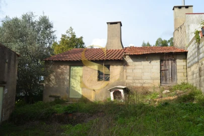 Moradia T5 para Venda em Chão de Couce