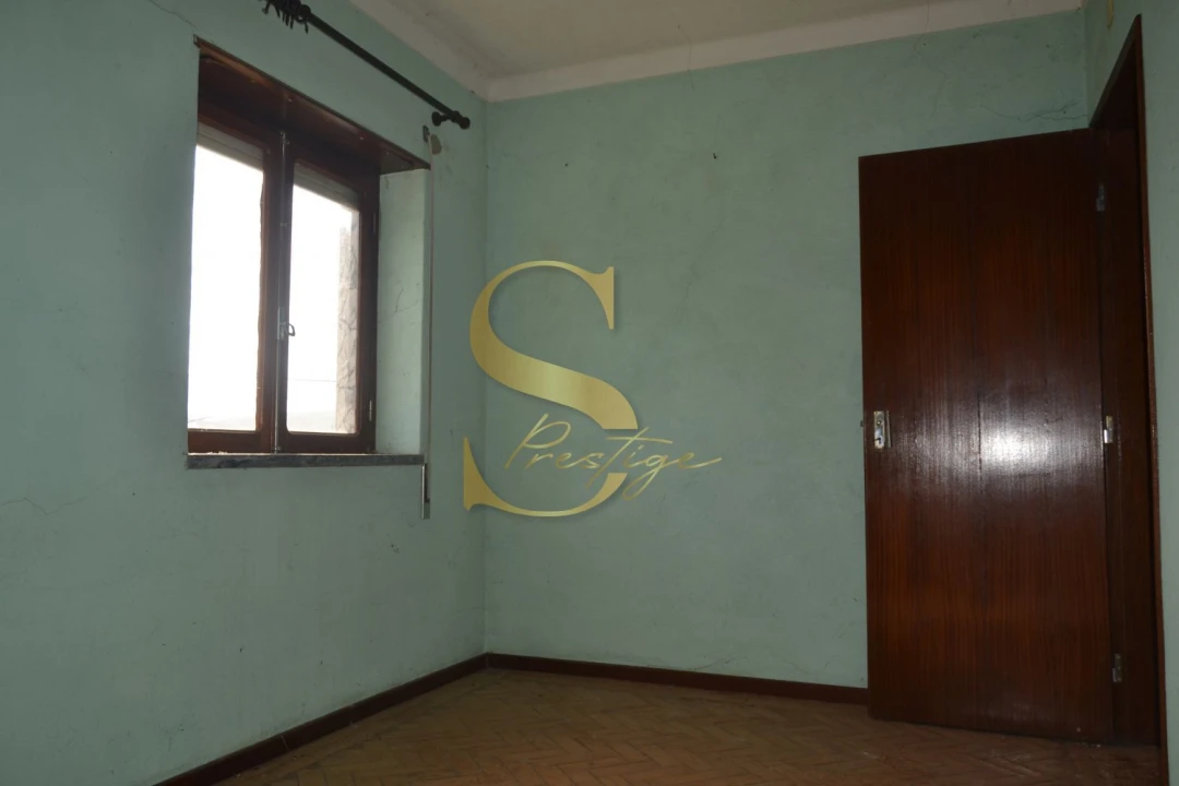 Moradia T5 para Venda em Chão de Couce Foto 3