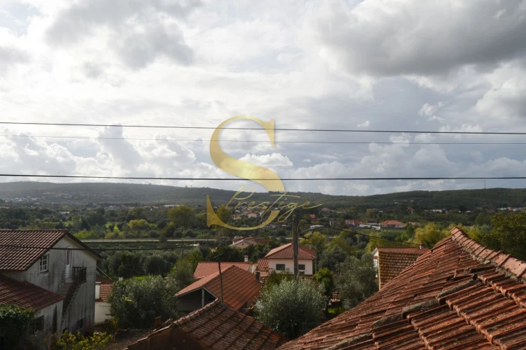 Moradia T5 para Venda em Chão de Couce Foto 5