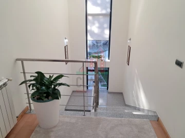 Moradia T5 para Venda em Tavarede