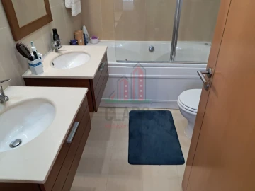 Moradia T5 para Venda em Tavarede