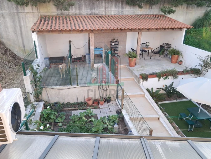 Moradia T5 para Venda em Tavarede Foto 8