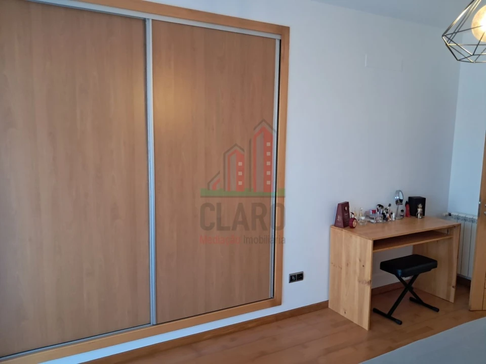 Moradia T5 para Venda em Tavarede Foto 20