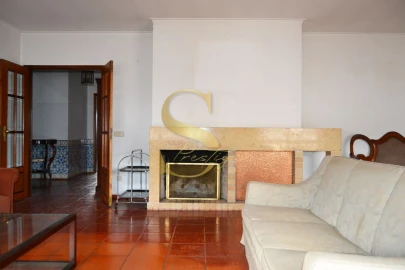 Apartamento T2 para Venda em Leiria, Pousos, Barreira e Cortes